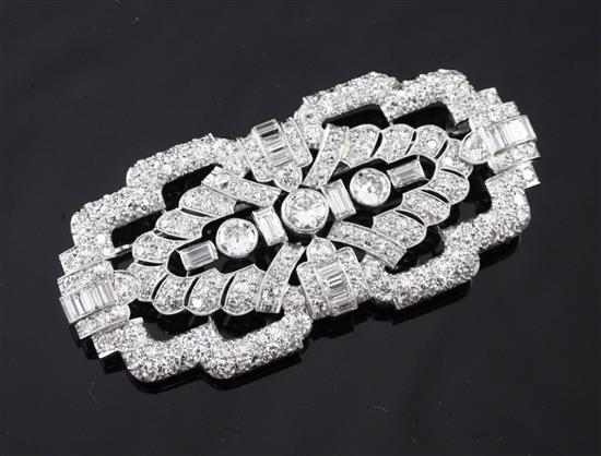 A 1930s Art Deco platinum and diamond tablet brooch, in fitted box.